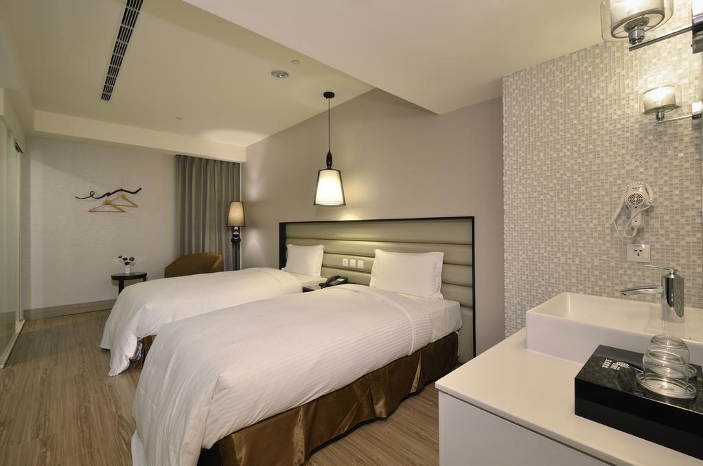 Stay Hotel - Taichung Yizhong Exterior foto
