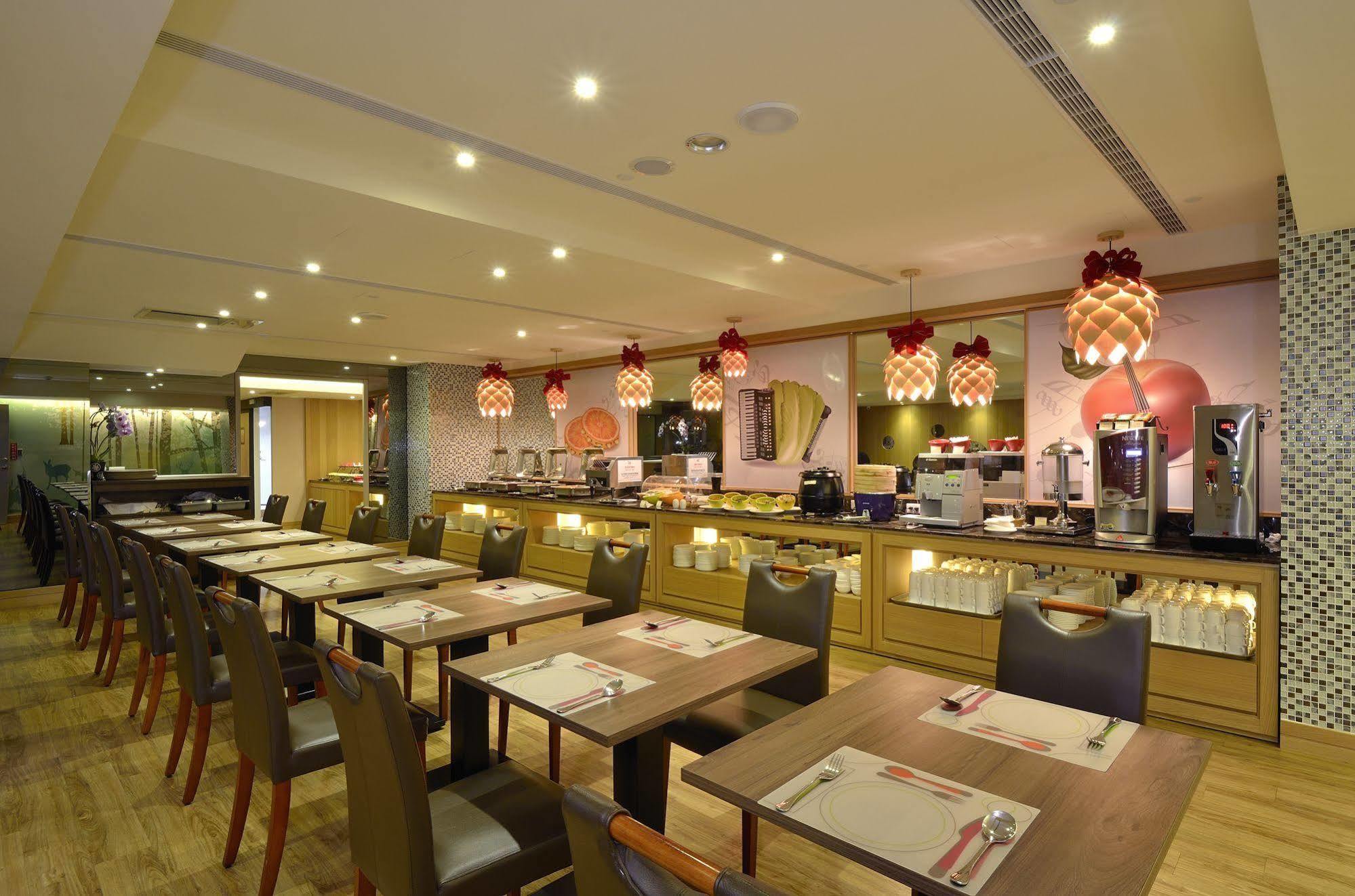 Stay Hotel - Taichung Yizhong Exterior foto